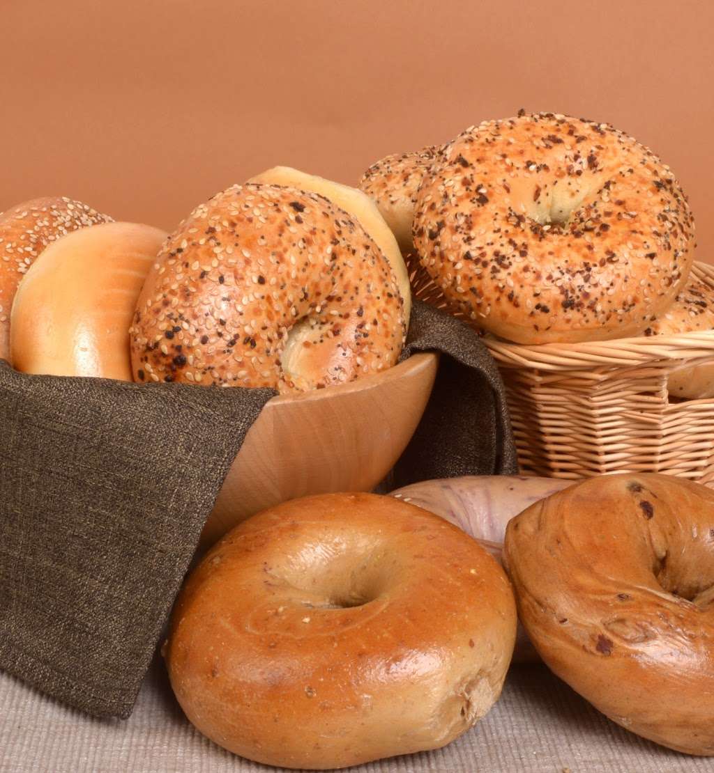 The Mini Bagel Company | 335 Hackensack St, Carlstadt, NJ 07072, USA | Phone: (201) 514-0522