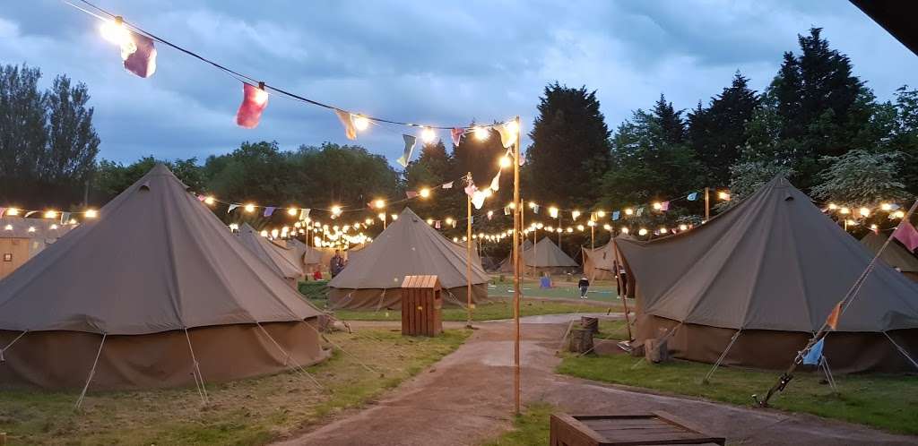 Chessington Explorer Glamping | Leatherhead Rd, Chessington KT9 2NE, UK | Phone: 0871 360 2639