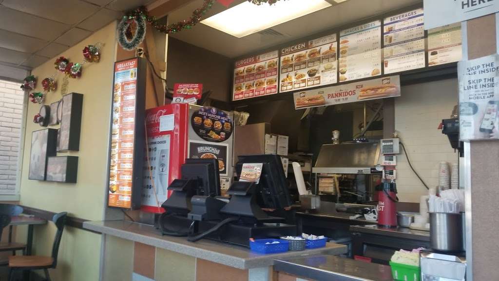 Jack in the Box | 1502 S Main St, Santa Ana, CA 92707, USA | Phone: (714) 543-9433