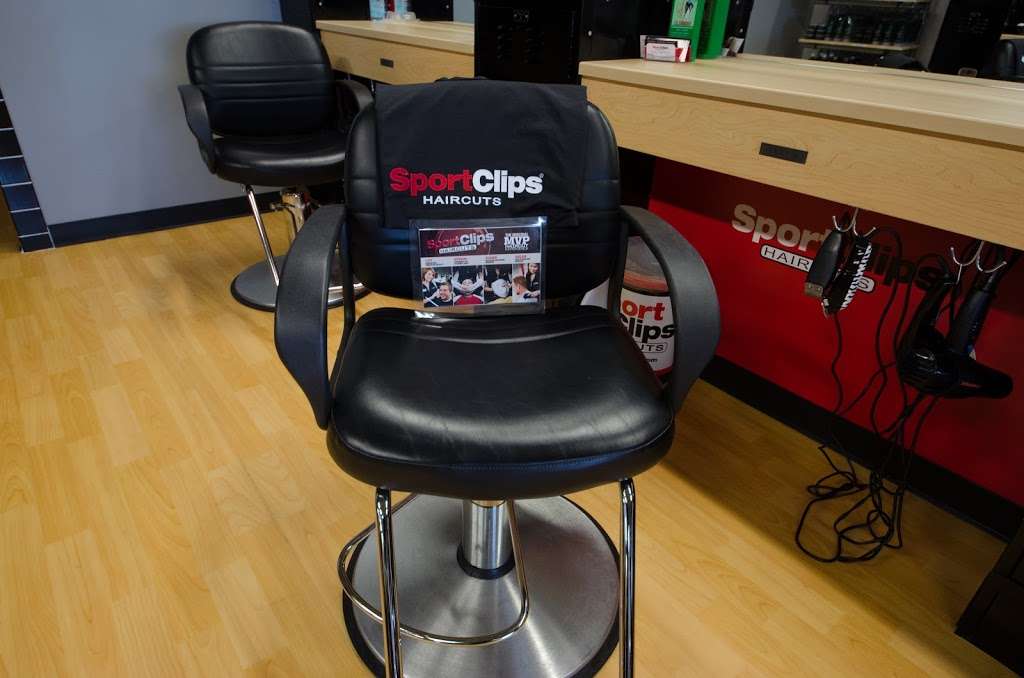 Sport Clips Haircuts of Springfield | 400 S State Rd, Springfield, PA 19064, USA | Phone: (610) 543-3300