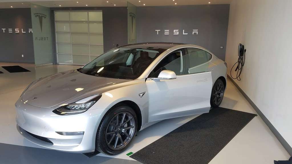 Tesla Service Center | 6500 Cedar Springs Rd, Dallas, TX 75235, USA | Phone: (214) 736-0587