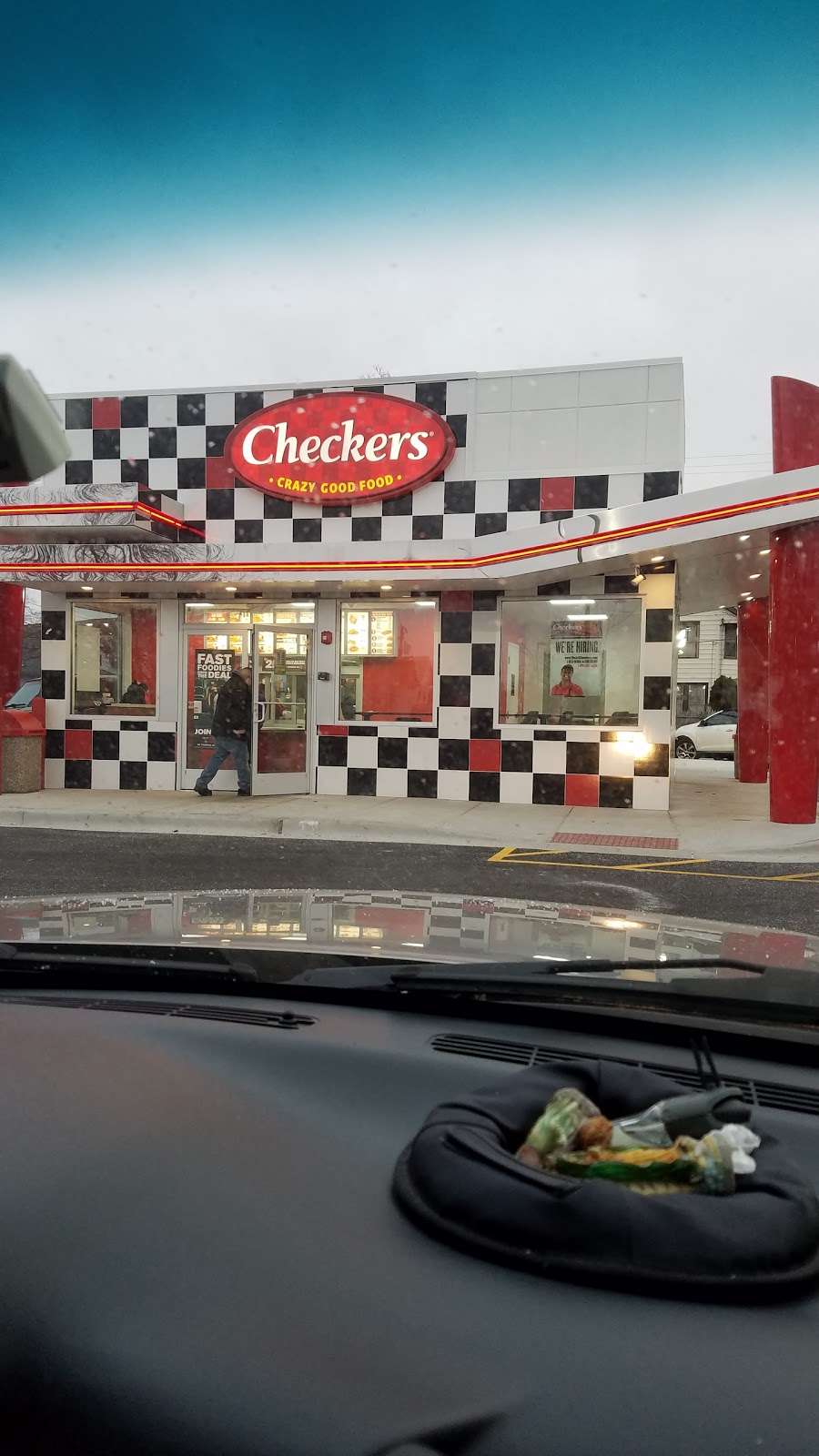 Checkers | 441 E Cass St, Joliet, IL 60432, USA | Phone: (815) 630-2550