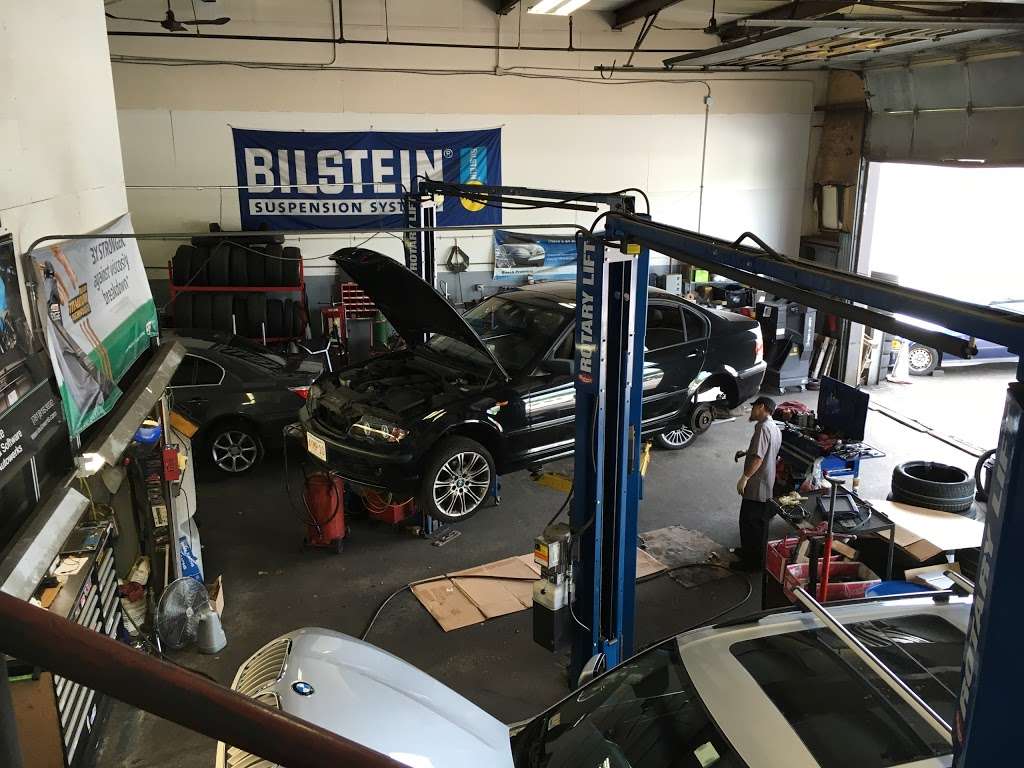 Import AutoWerks | 46 Garden Park Unit 3-4, Braintree, MA 02184, USA | Phone: (781) 818-3830