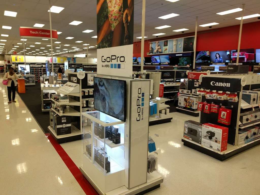 Target | 3200 Rolling Oaks Blvd, Kissimmee, FL 34747 | Phone: (321) 677-3971