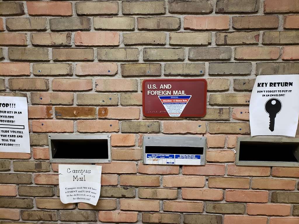 US Post Office | 7400 Augusta St, River Forest, IL 60305, USA | Phone: (708) 209-3035