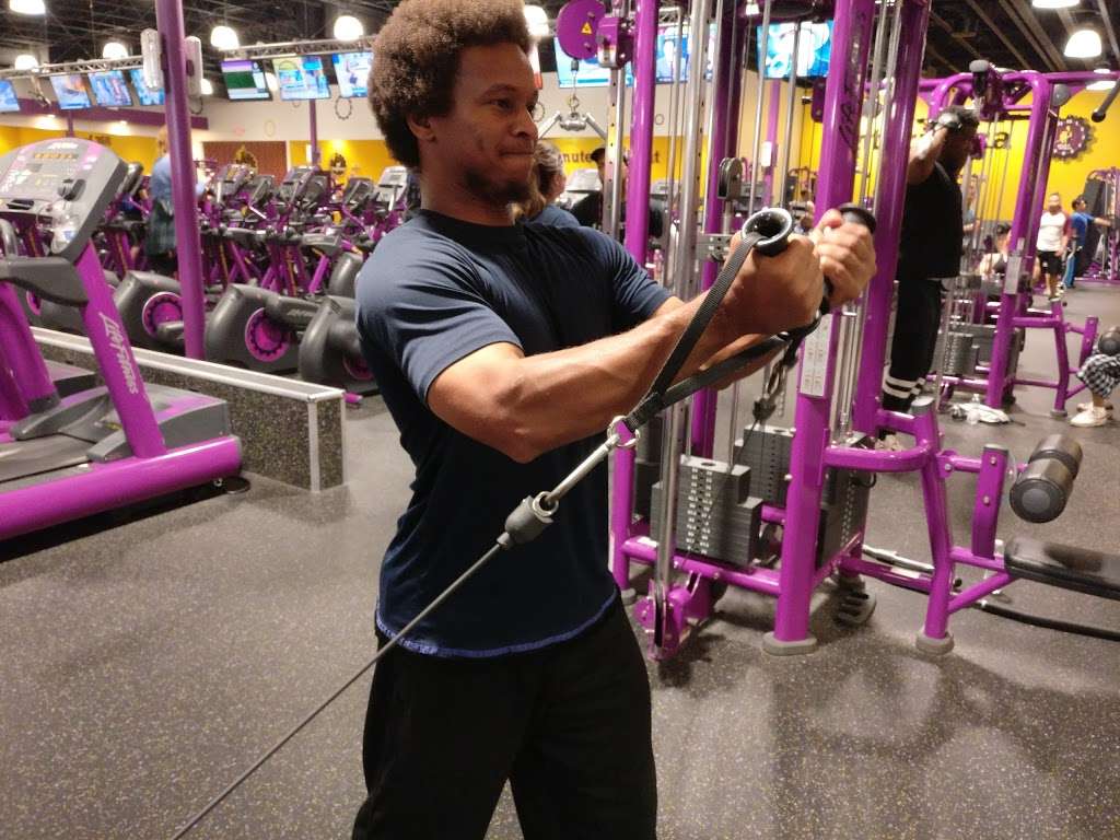 Planet Fitness | 2446 S Vineyard Ave, Ontario, CA 91761, USA | Phone: (909) 947-0020