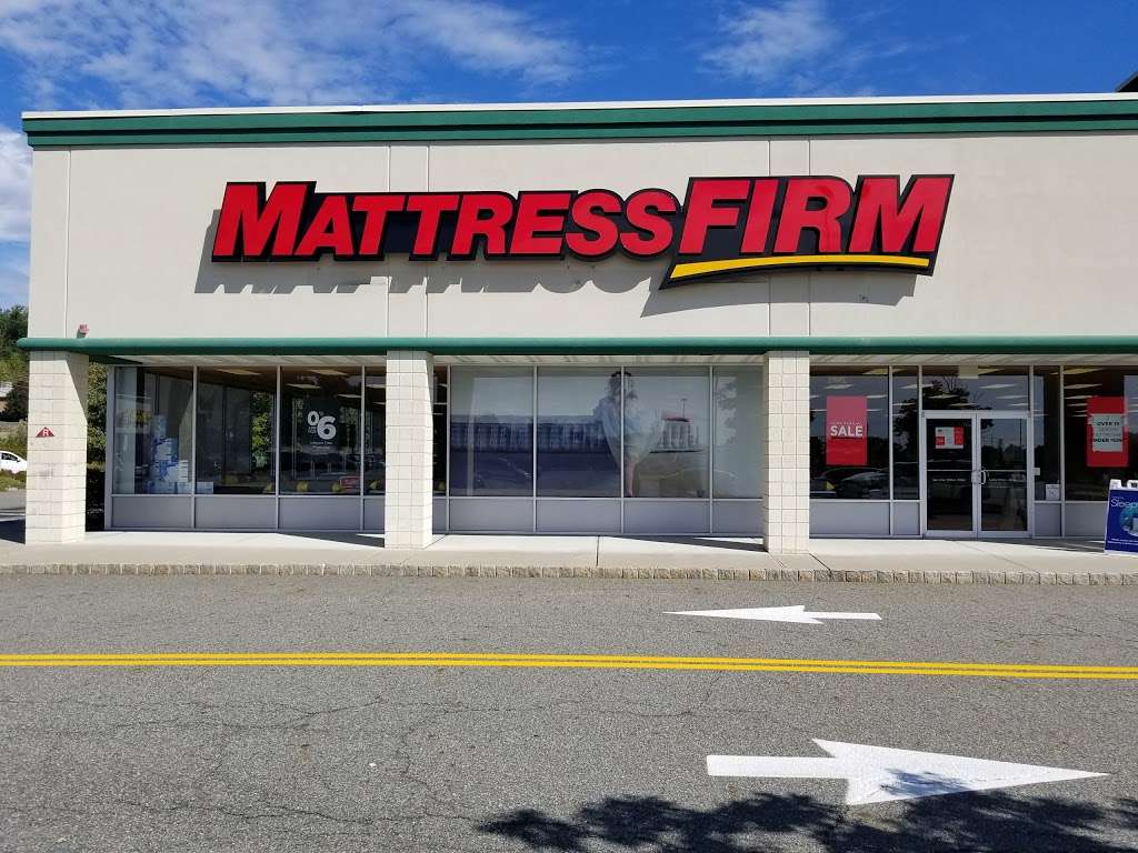 Mattress Firm Boonton | 304 Wootton St, Boonton, NJ 07005 | Phone: (973) 299-2912