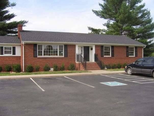 Montpelier Veterinary Hospital | 16752 Mountain Rd, Montpelier, VA 23192, USA | Phone: (804) 883-5511