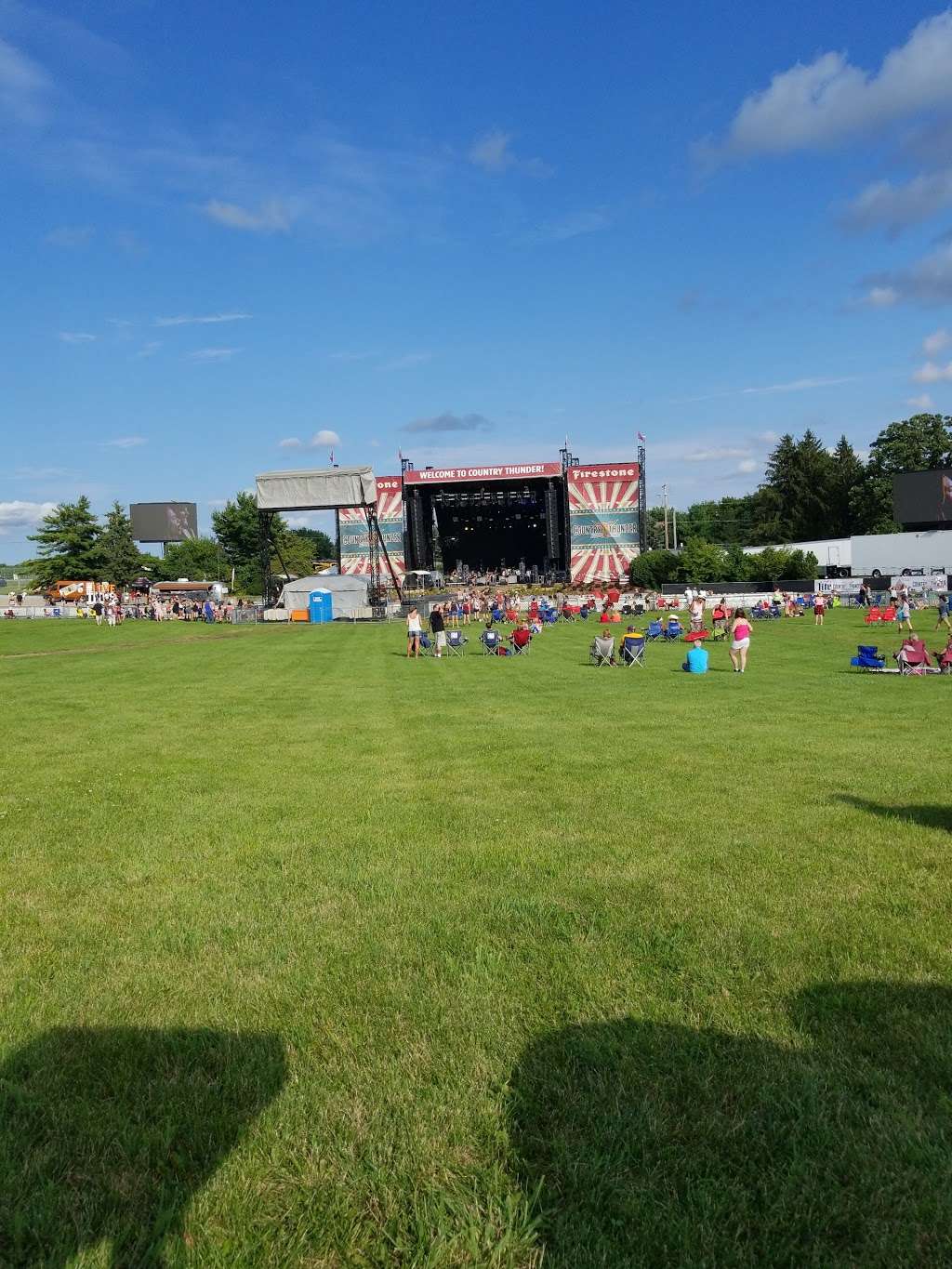 Country Thunder Wisconsin | 2305 Lance Dr, Twin Lakes, WI 53181, USA | Phone: (866) 388-0007