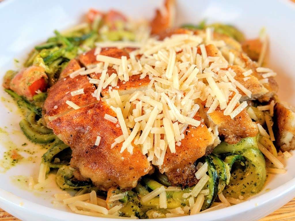 Noodles and Company | 700 N Milwaukee Ave, Vernon Hills, IL 60061, USA | Phone: (847) 816-3910