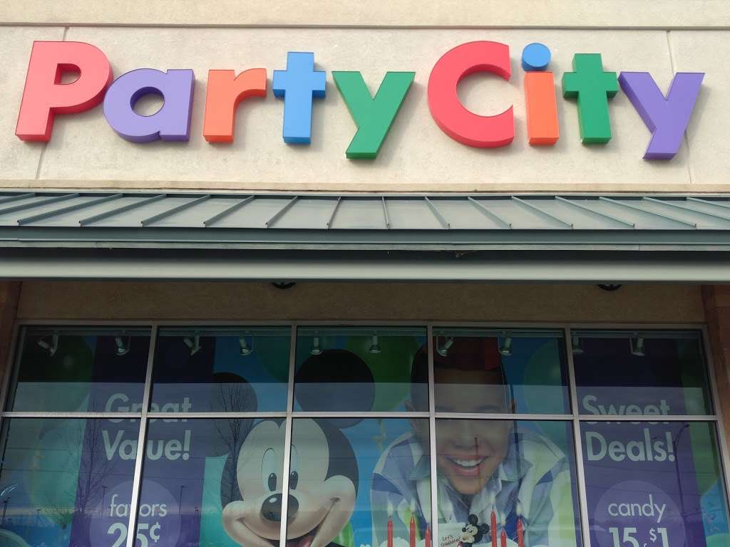 Party City | 8400 W 135th St, Overland Park, KS 66223, USA | Phone: (913) 851-5262