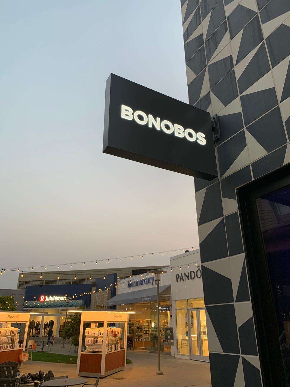 Bonobos | 1618 Redwood Hwy, Corte Madera, CA 94925 | Phone: (415) 945-9505