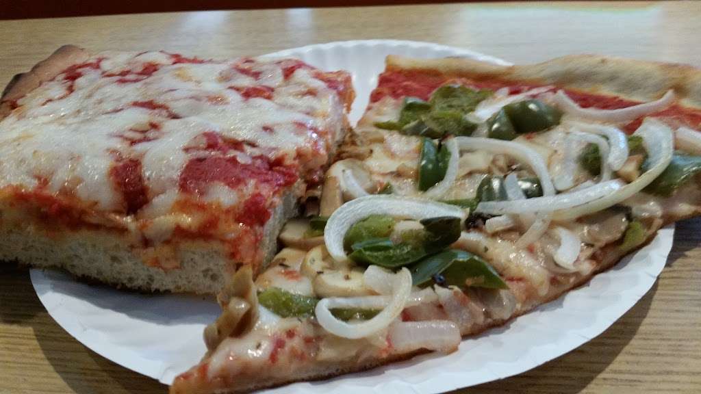 Gaetanos Pizza | 200 North St, Jim Thorpe, PA 18229, USA | Phone: (570) 325-9411