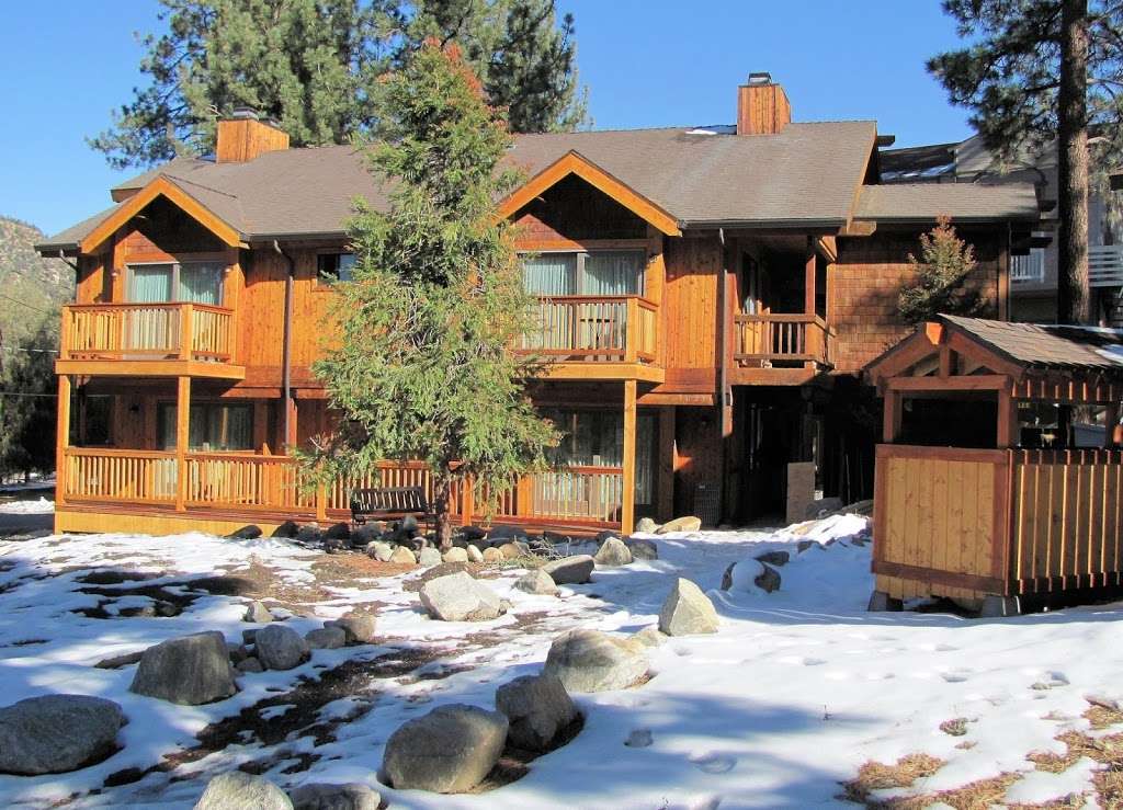 Pine Mountain Inn | 16231 Askin Dr, Pine Mountain Club, CA 93222, USA | Phone: (661) 242-1982