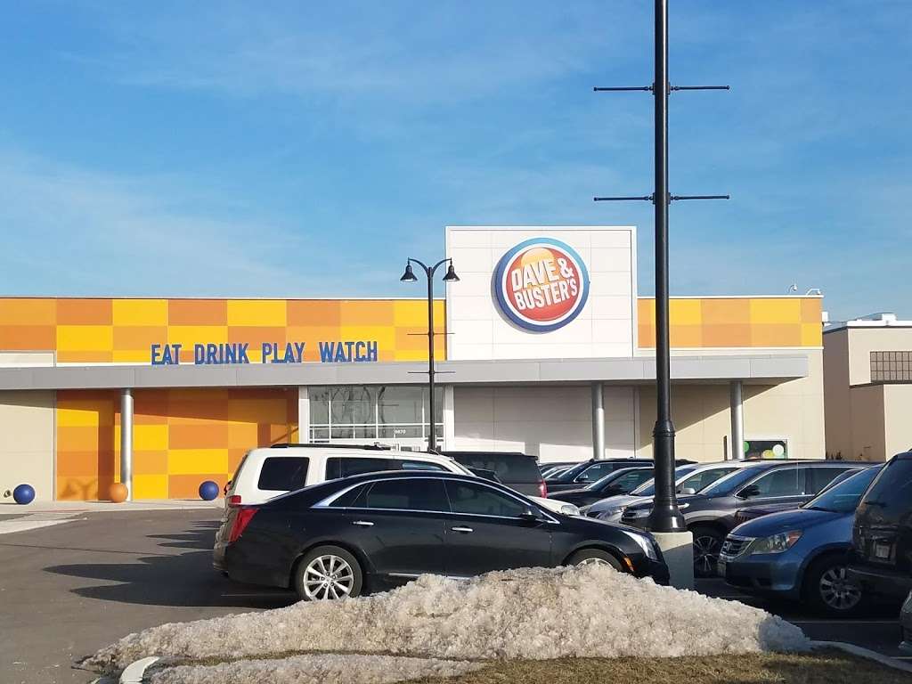 Dave & Busters - Temporarily Closed | 9870 Berwyn Ave, Rosemont, IL 60018, USA | Phone: (847) 447-8000