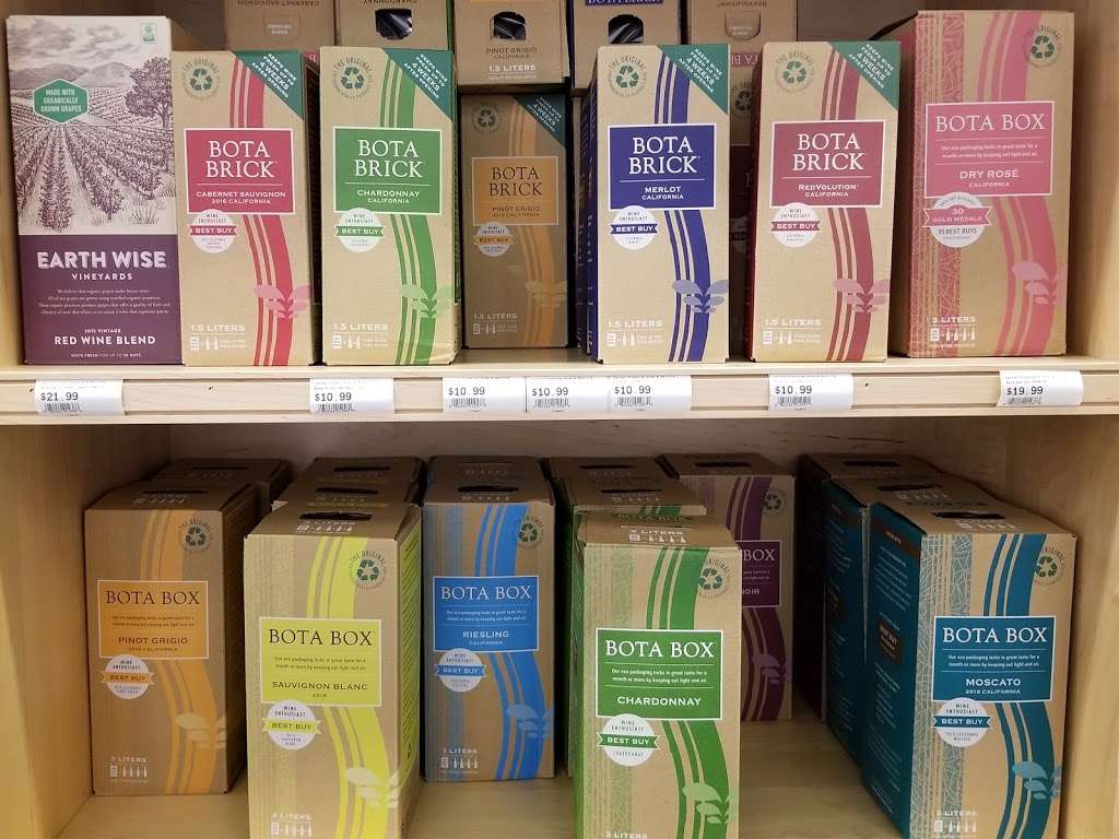 Canton Crossing Wine & Spirits | 3831 Boston St, Baltimore, MD 21224, USA | Phone: (410) 563-9463