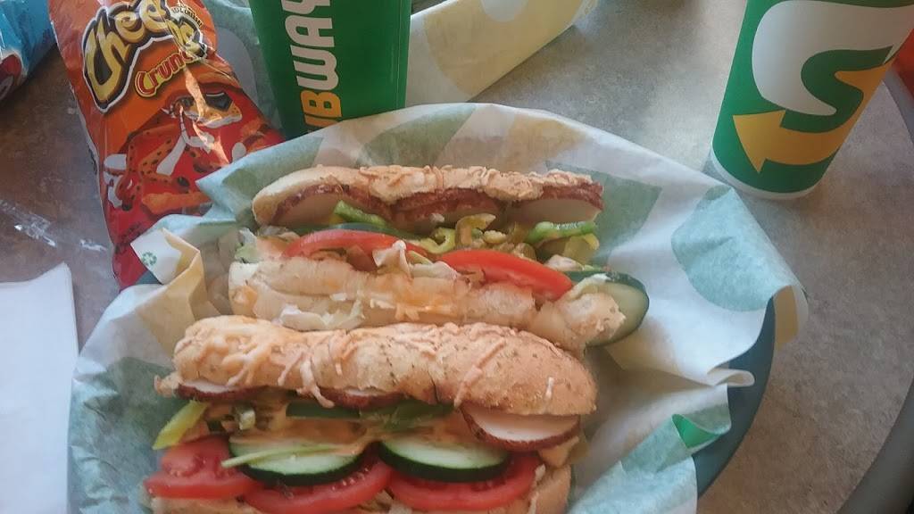 Subway | 17455 SW Farmington Rd, Aloha, OR 97007, USA | Phone: (503) 642-1433