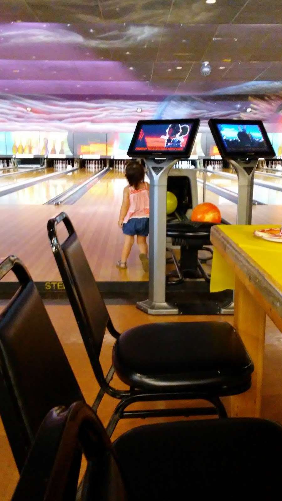 Tomball Bowl | 14435 Farm to Market 2920, Tomball, TX 77377, USA | Phone: (281) 351-1831