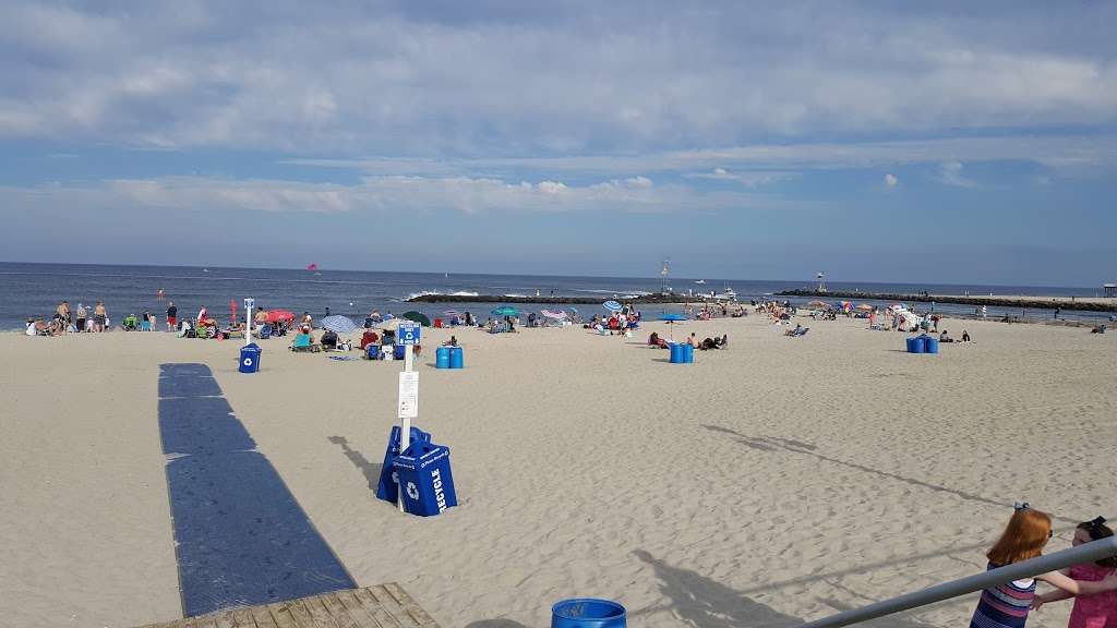 Atlantic View Inn | 20 Woodland Ave, Avon-By-The-Sea, NJ 07717, USA | Phone: (732) 774-8505