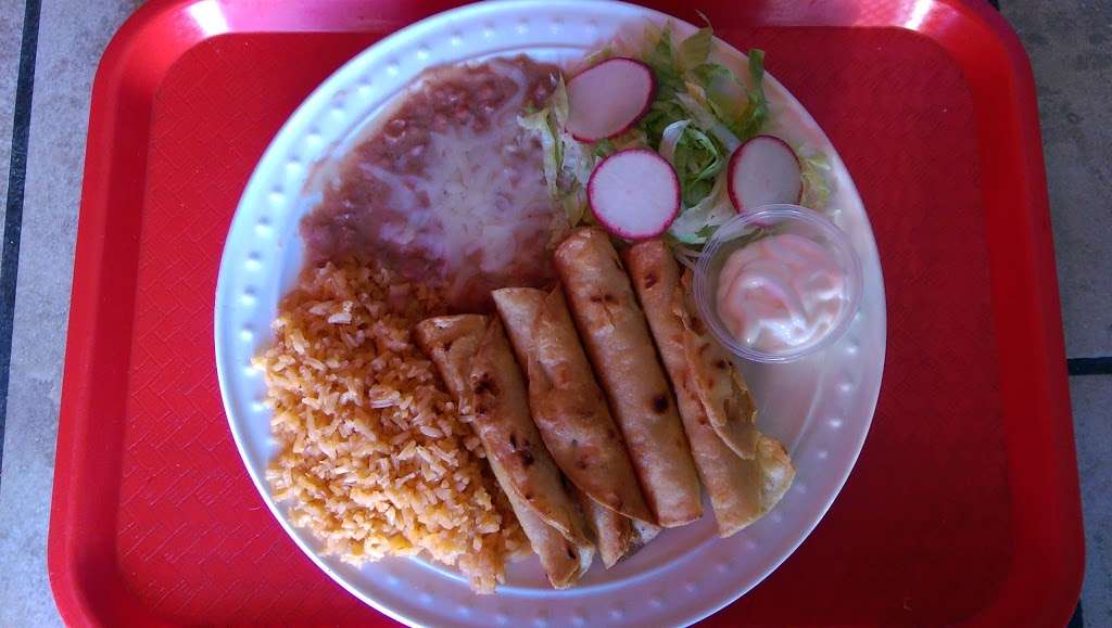 Prados Tamales Y Tacos | CA-74, Homeland, CA 92548, USA | Phone: (951) 445-0817