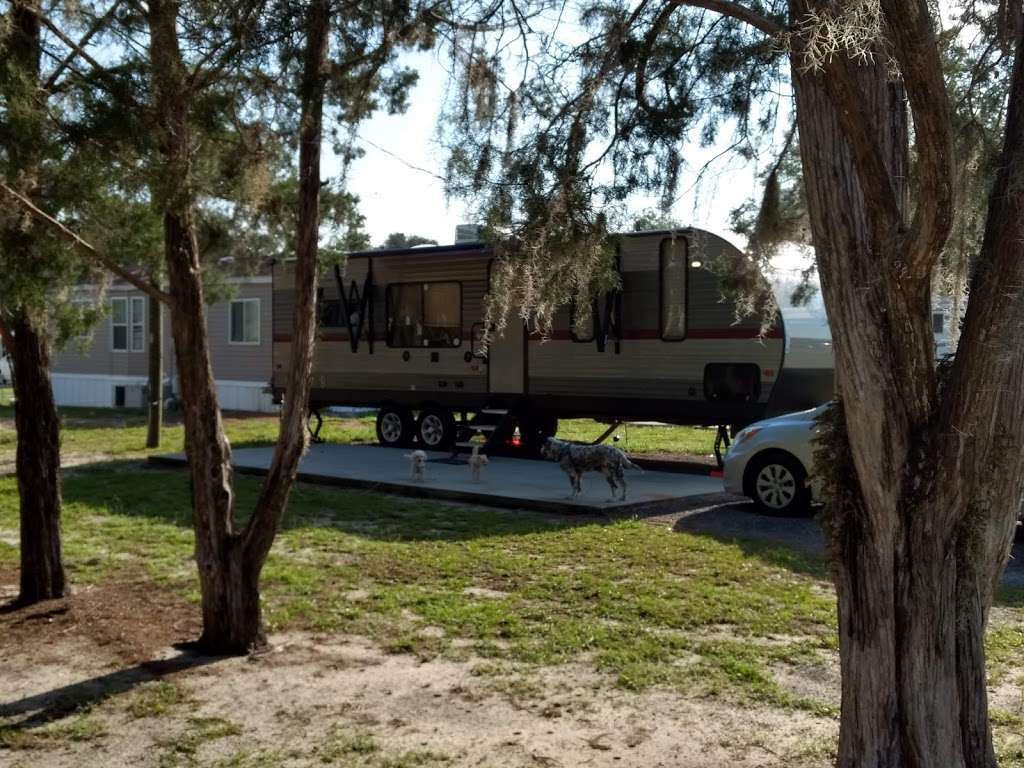 Lake Deaton RV Park | 4855 Co Rd 146, Wildwood, FL 34785, USA | Phone: (352) 748-2397