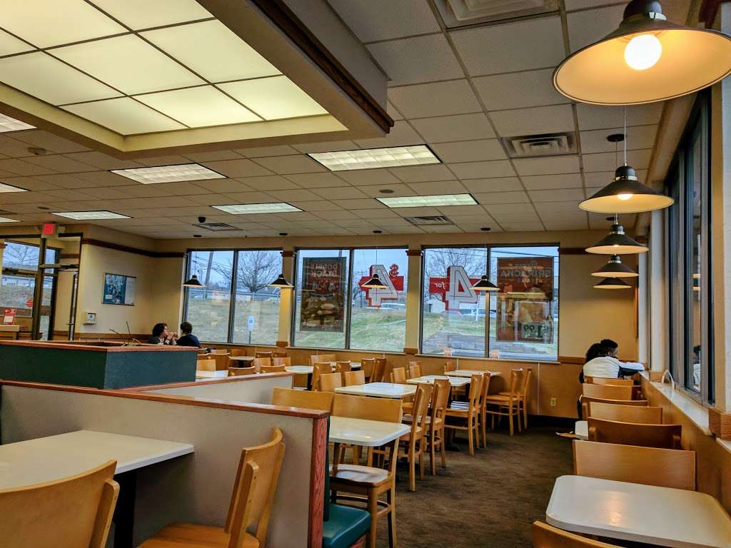 Wendys | 750 Oak Tree Road, South Plainfield, NJ 07080, USA | Phone: (908) 753-6150