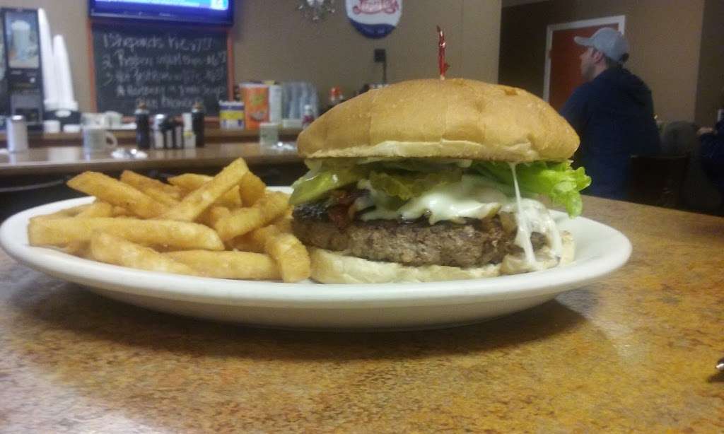 Alicias Diner | 116 Bridge St, Pelham, NH 03076, USA | Phone: (603) 635-0992