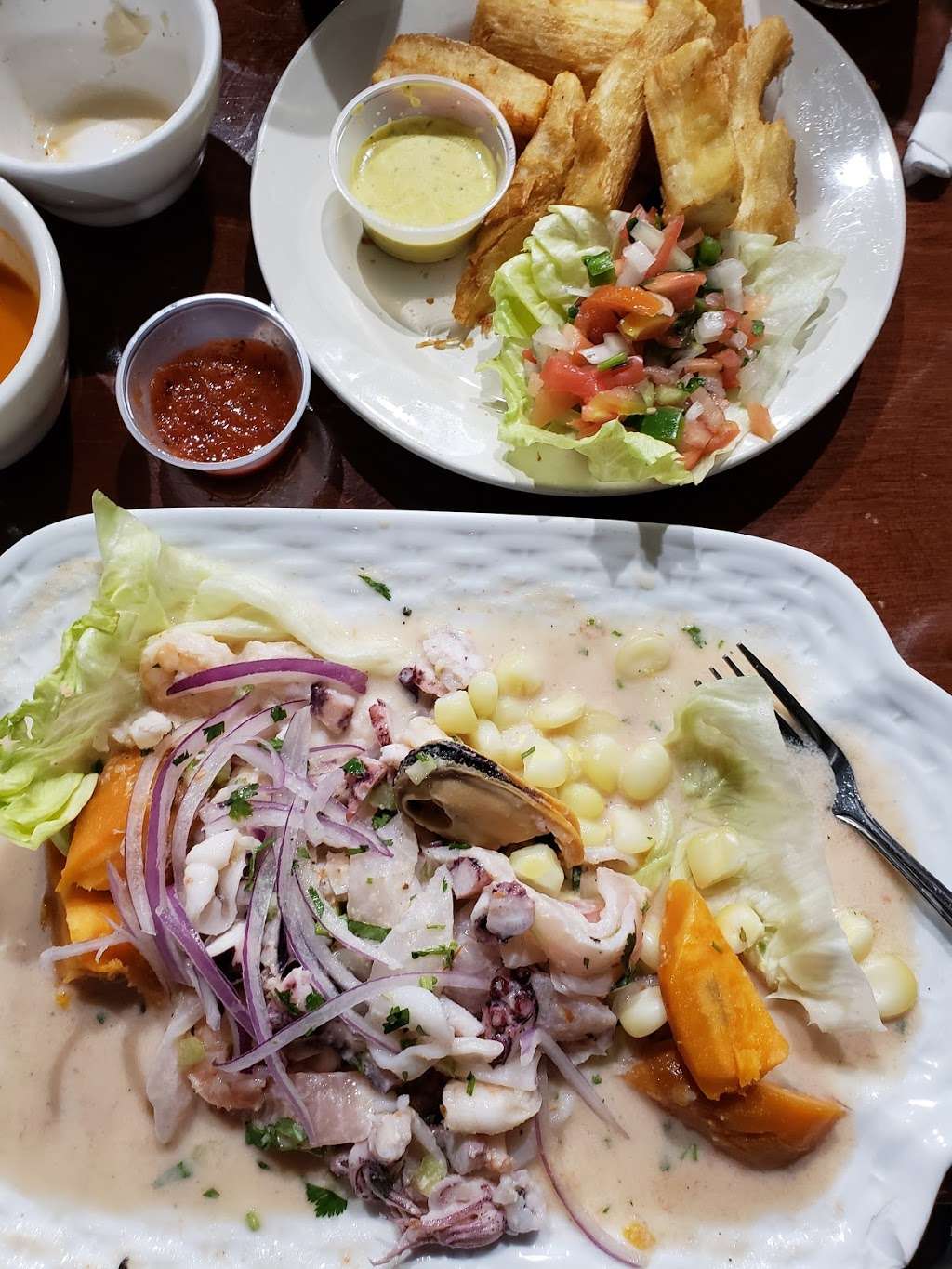 El Salvador Restaurant | 1910 W Irving Blvd #2, Irving, TX 75061, USA | Phone: (972) 259-8059