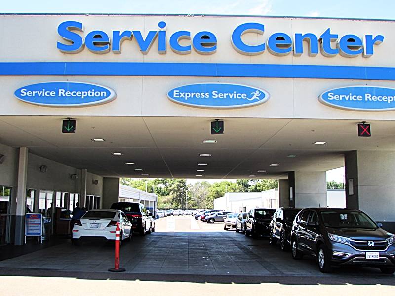 DCH Honda of Mission Valley Service and Parts Center | 5812 Mission Gorge Rd, San Diego, CA 92120, USA | Phone: (619) 567-3498