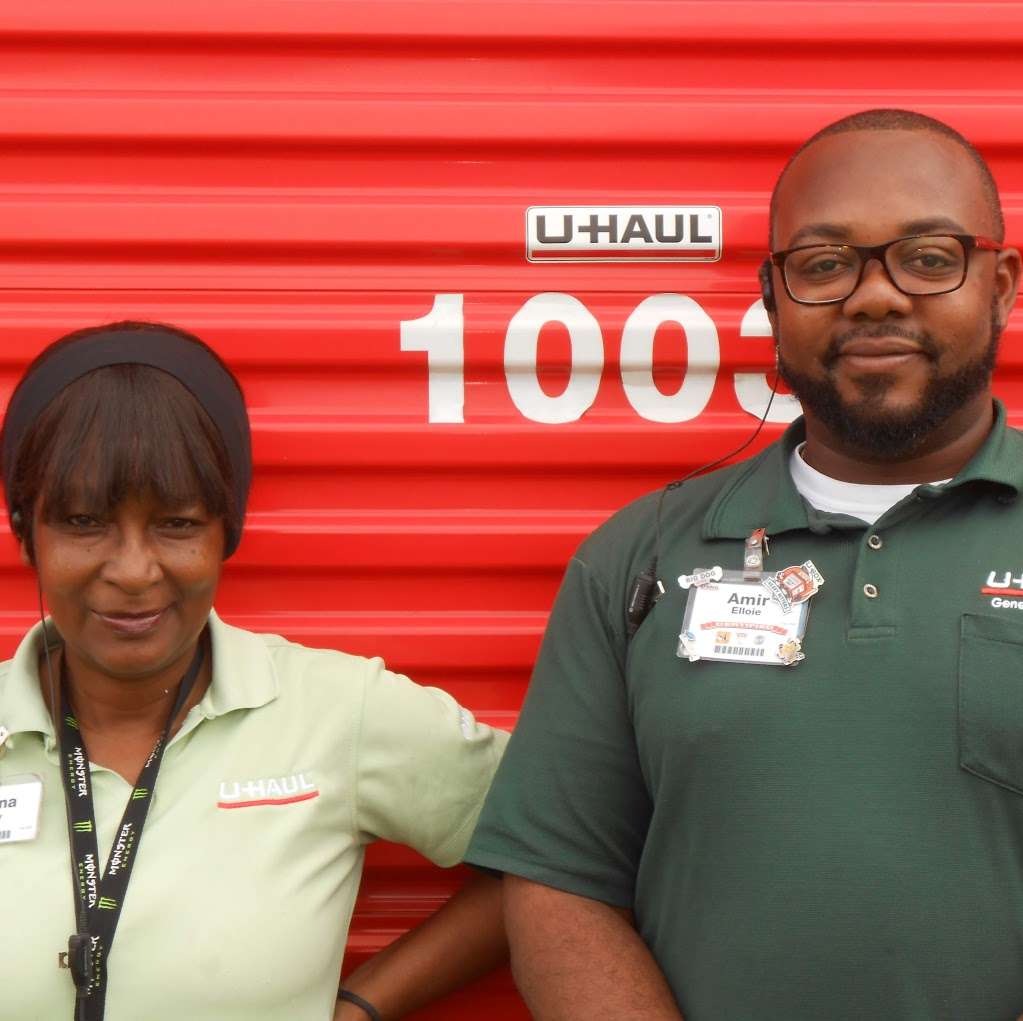 U-Haul Moving & Storage at Hobby Airport Area | 8550 Gulf Fwy, Houston, TX 77017 | Phone: (713) 944-9991