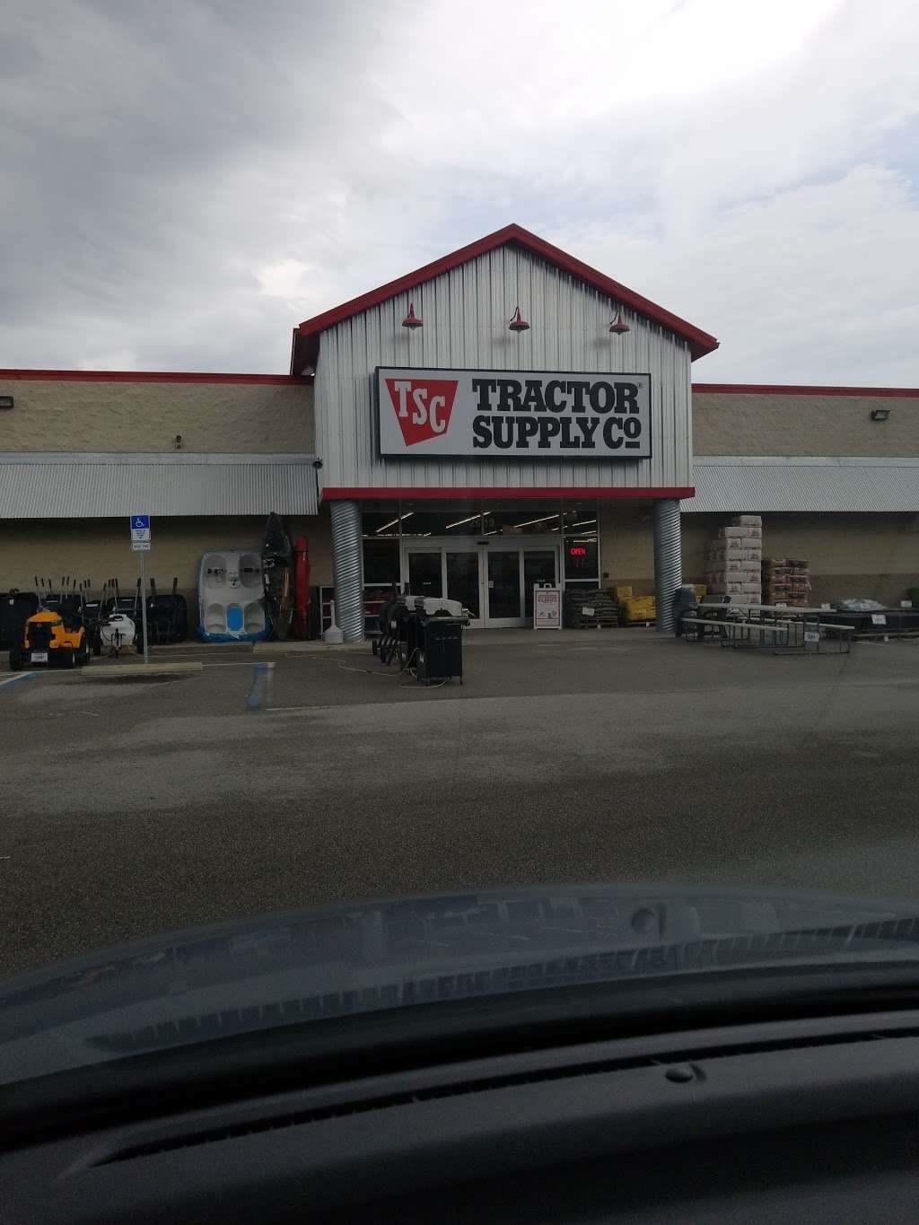 Tractor Supply Co. | 2619 Hwy 1, Mims, FL 32754 | Phone: (321) 269-4215