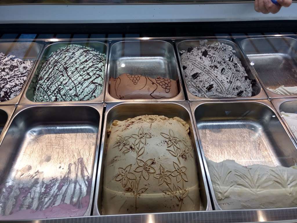 Gelato Mio | 6170 W Grand Ave, Gurnee, IL 60031, USA | Phone: (847) 856-8813