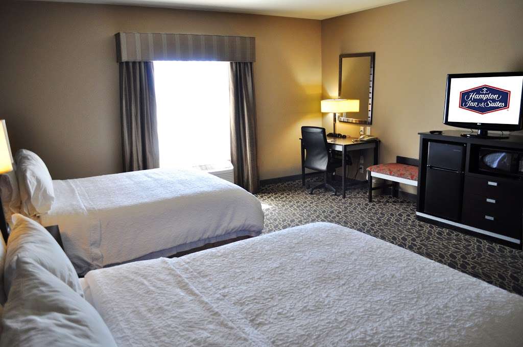 Hampton Inn & Suites Bay City | 4617 7th St, Bay City, TX 77414, USA | Phone: (979) 245-7100