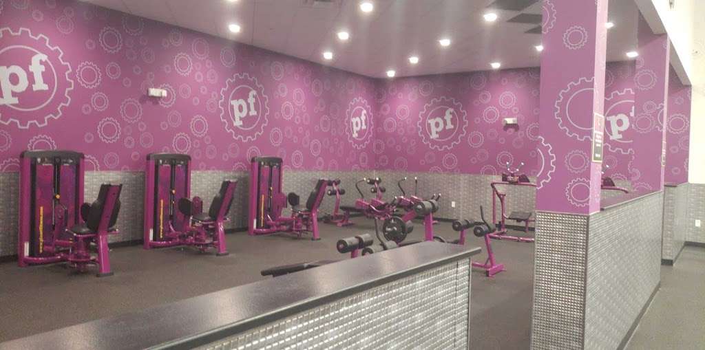 Planet Fitness | 1701 Fairway Dr Ste B, Alvin, TX 77511, USA | Phone: (281) 968-1694