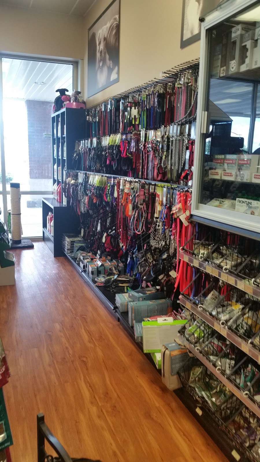 Pet Valu | 44F Natural Springs Rd, Gettysburg, PA 17325, USA | Phone: (717) 338-9263