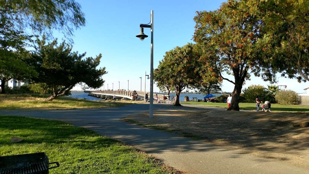 Antioch/Oakley Regional Shoreline | Bridgehead Rd At Wilbur Ave, Antioch, CA 94509, USA | Phone: (888) 327-2757