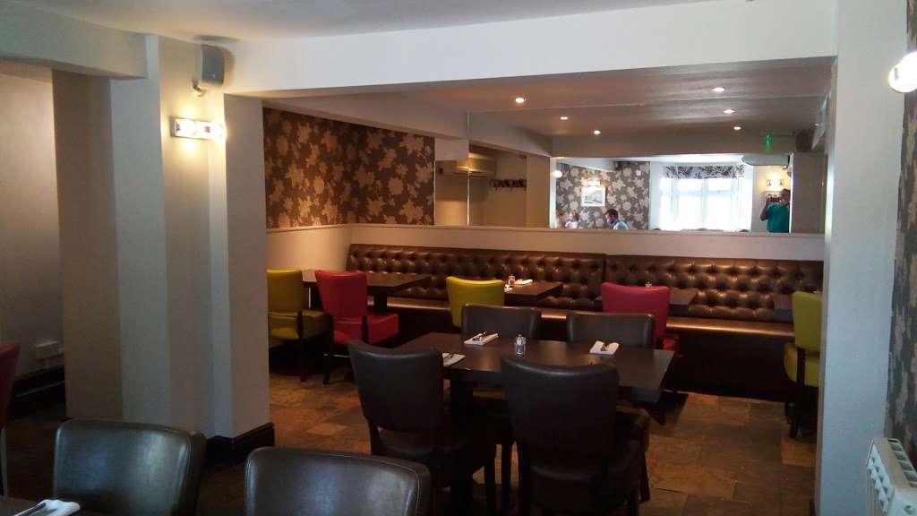 Plough at Mountnessing | 169 Roman Rd, Mountnessing, Brentwood CM15 0UG, UK | Phone: 01277 352026