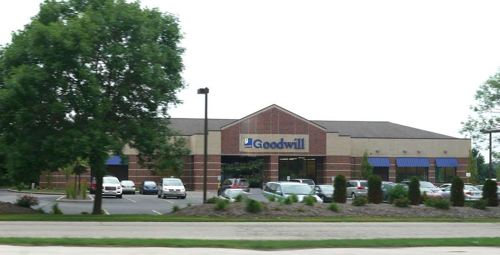 Goodwill Store & Donation Center | 18605 W Bluemound Rd, Brookfield, WI 53045, USA | Phone: (262) 901-0089