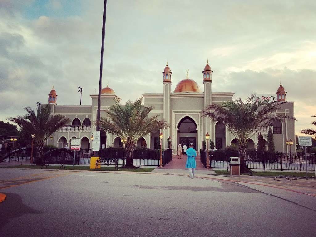 ISGH Maryam Islamic Center - New Territory Masjid | 504 Sartartia Rd, Sugar Land, TX 77479, USA | Phone: (281) 715-3500