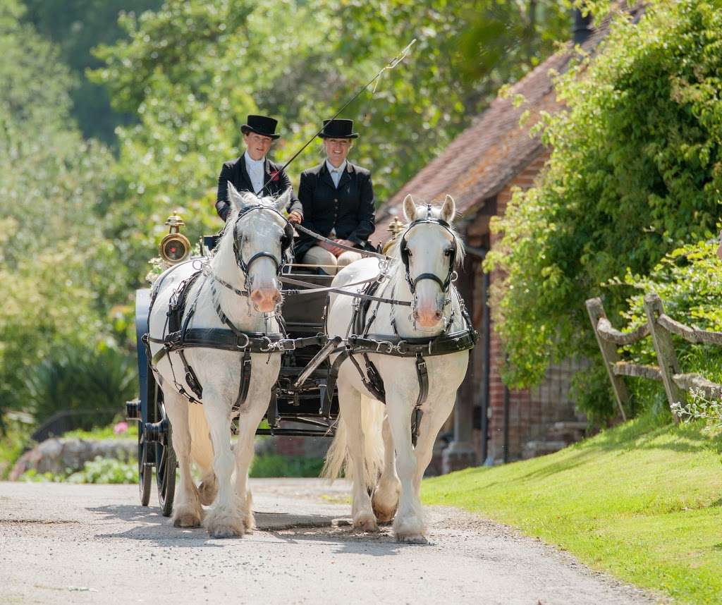 The Horse Drawn Carriage Company | Ashurstwood, Ashurst Wood RH19 3SA, UK | Phone: 07821 742016