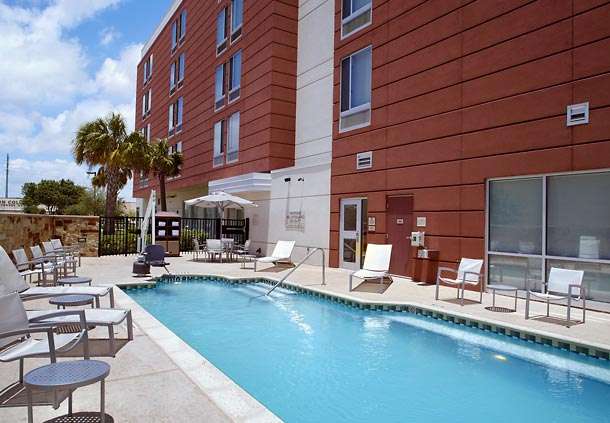 SpringHill Suites by Marriott Houston NASA/Webster | 1101 Magnolia Ave, Webster, TX 77598, USA | Phone: (281) 332-2999