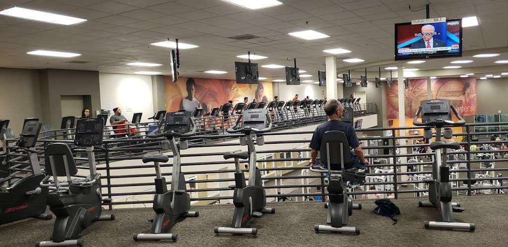 LA Fitness | 10535 Heater Ct, San Diego, CA 92121, USA | Phone: (858) 550-5912