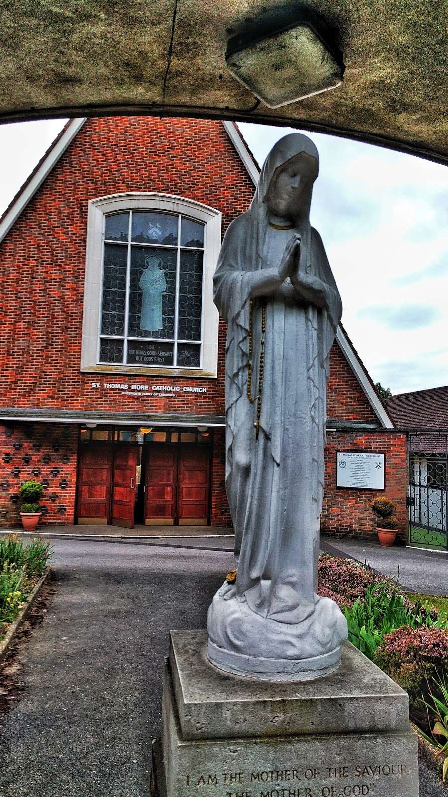 St Thomas More R C Church | 72 London Rd, Knebworth SG3 6HB, UK | Phone: 01438 813303