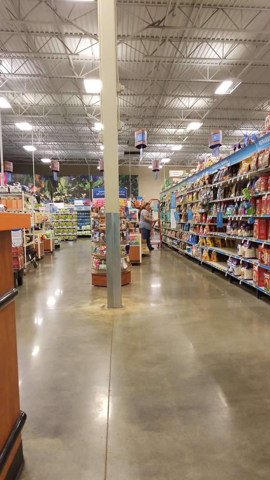 PetSmart | 145 Promenade Blvd, Bridgewater, NJ 08807, USA | Phone: (732) 748-7266