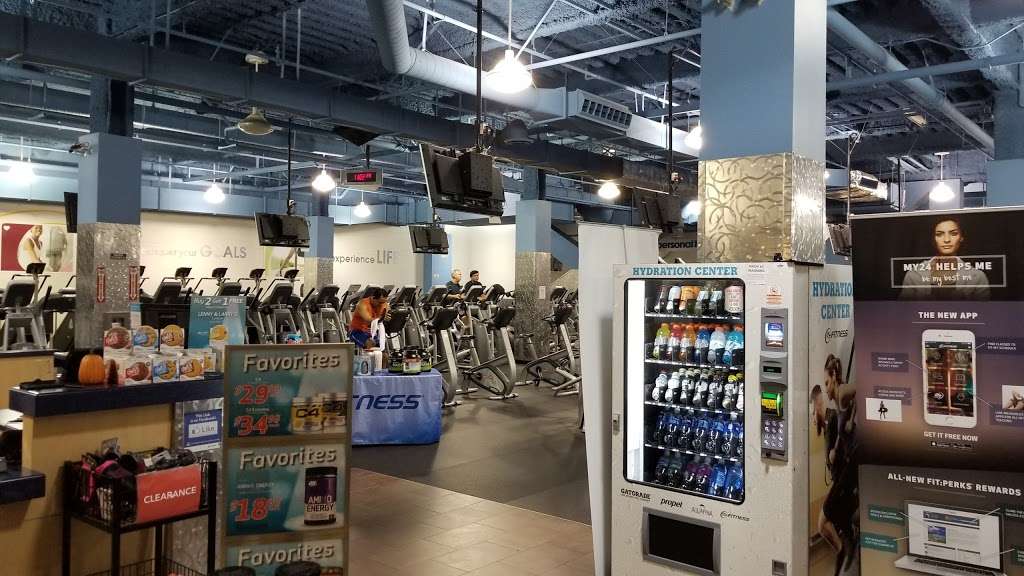 24 Hour Fitness | 321 W Katella Ave Suite 94, Anaheim, CA 92802, USA | Phone: (714) 491-2500