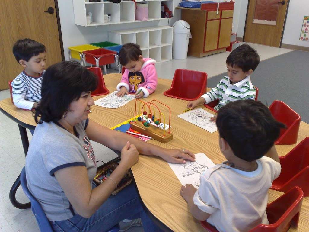 Park Point Montessori School | 11124 S Texas 6, Sugar Land, TX 77478, USA | Phone: (281) 530-1616