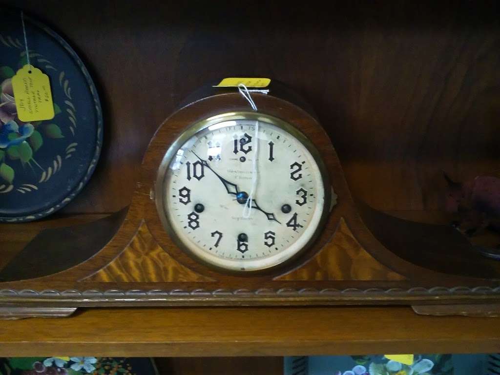The Factory Antiques | 130 W Main St, Silverdale, PA 18962, USA | Phone: (215) 453-1414