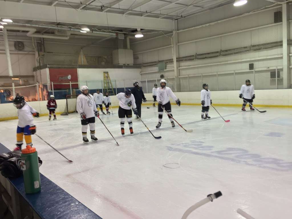 Hockey Heaven Mini Rink | 840 Bethlehem Pike, Colmar, PA 18915, USA | Phone: (215) 997-9797