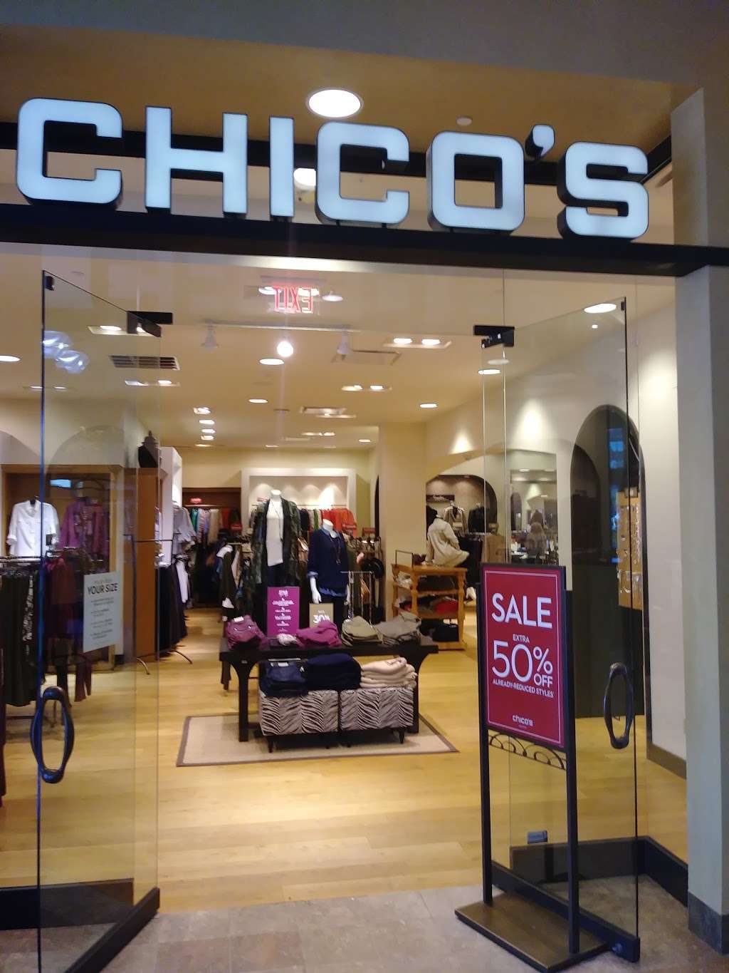 Chicos | 400 Commons Way Ste 103, Bridgewater, NJ 08807, USA | Phone: (908) 252-0600