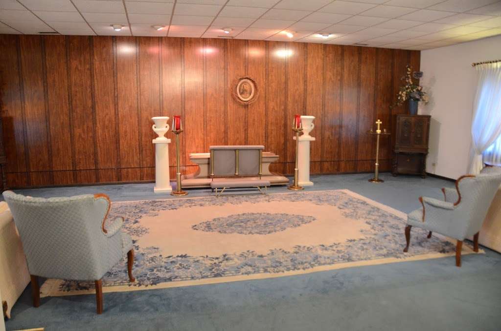 Thornridge Funeral Home | 15801 Cottage Grove Ave, Dolton, IL 60419 | Phone: (708) 841-2300